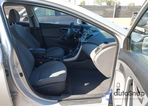 2016 Hyundai Elantra Se z USA, uszkodzony, nr VIN 5NPDH4AE4GH708809
